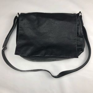 Kenneth Cole Messenger Bag